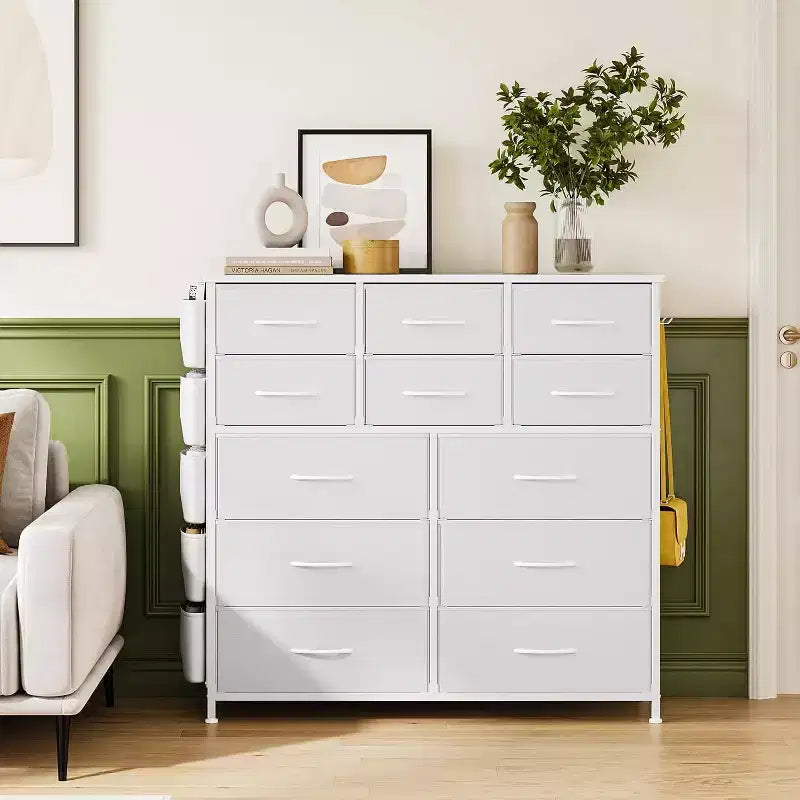 Commode de 100 cm de haut pour chambre à coucher avec 12 tiroirs, commode avec poches latérales et crochets, cadre en acier robuste, plateau en bois, poignée facile à tirer