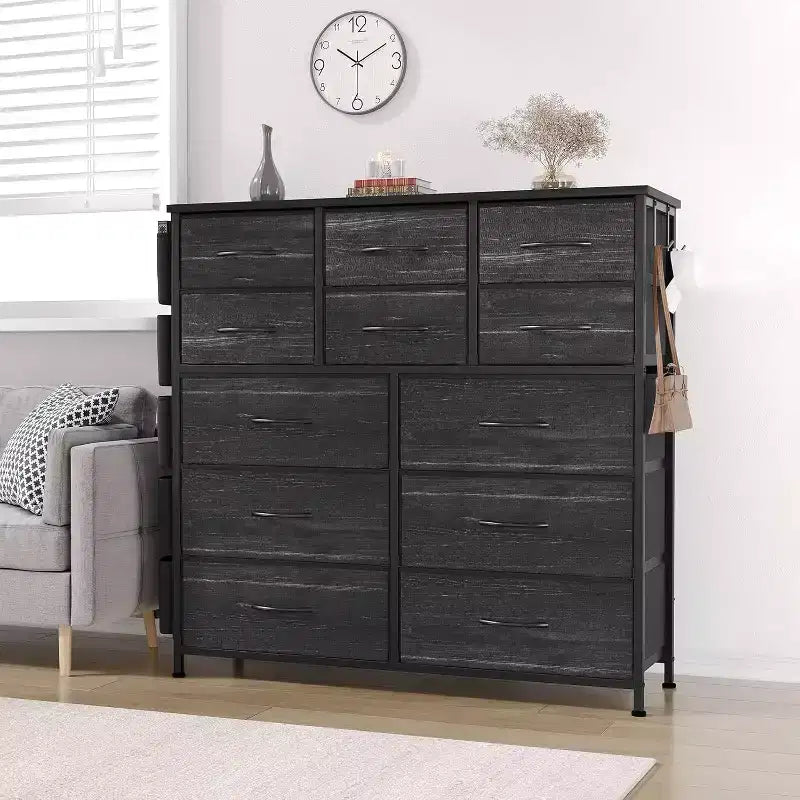 Commode de 100 cm de haut pour chambre à coucher avec 12 tiroirs, commode avec poches latérales et crochets, cadre en acier robuste, plateau en bois, poignée facile à tirer