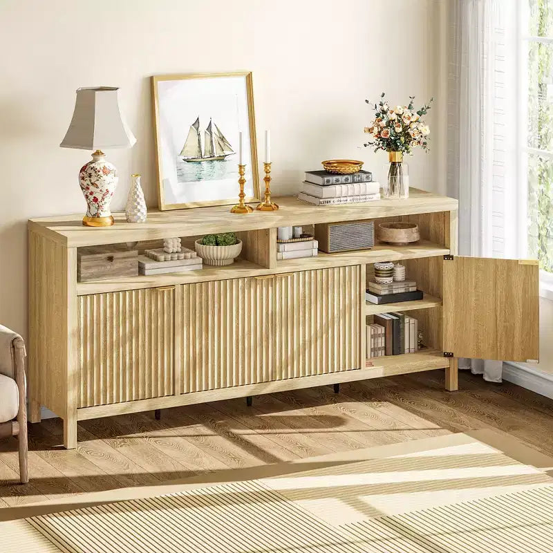 Buffet de salle à manger cannelé de 167 cm avec 4 portes, buffet de cuisine moderne avec portes cannelées