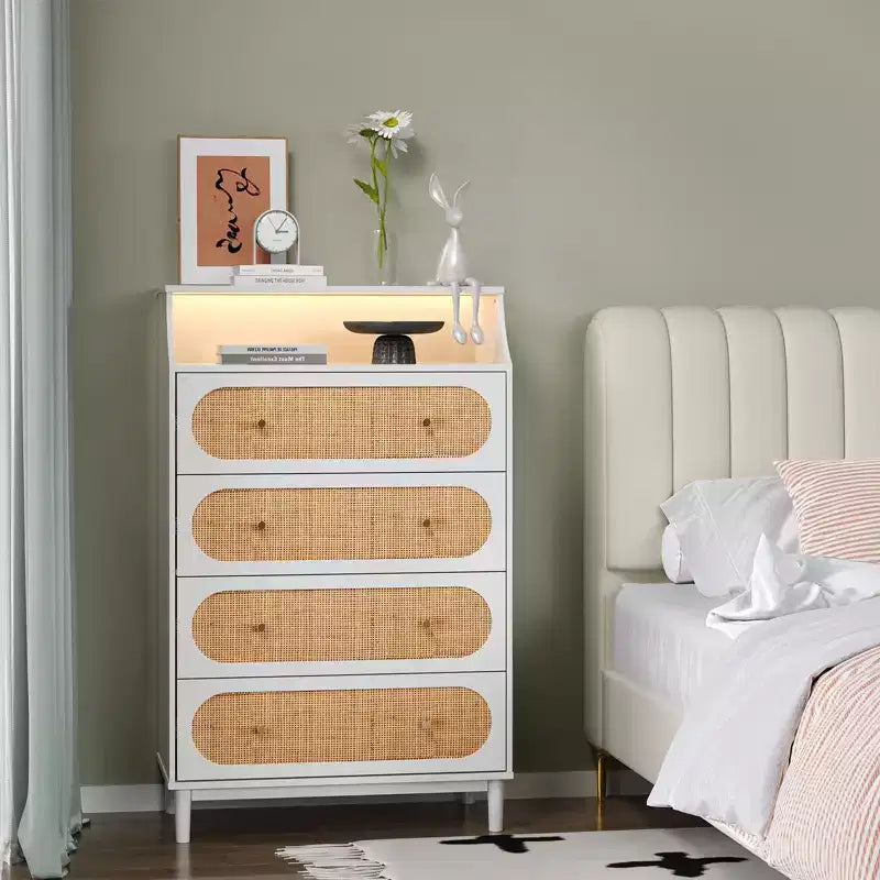 Commode à 4 tiroirs en panneau de particules blanches de 76 cm de large