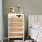 Commode à 4 tiroirs en panneau de particules blanches de 76 cm de large