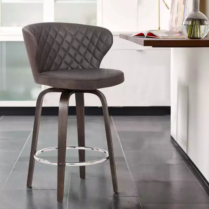 Tabouret de bar pivotant 26" Mynette en similicuir marron - capitonné, réglable, base chromée, dossier bas
